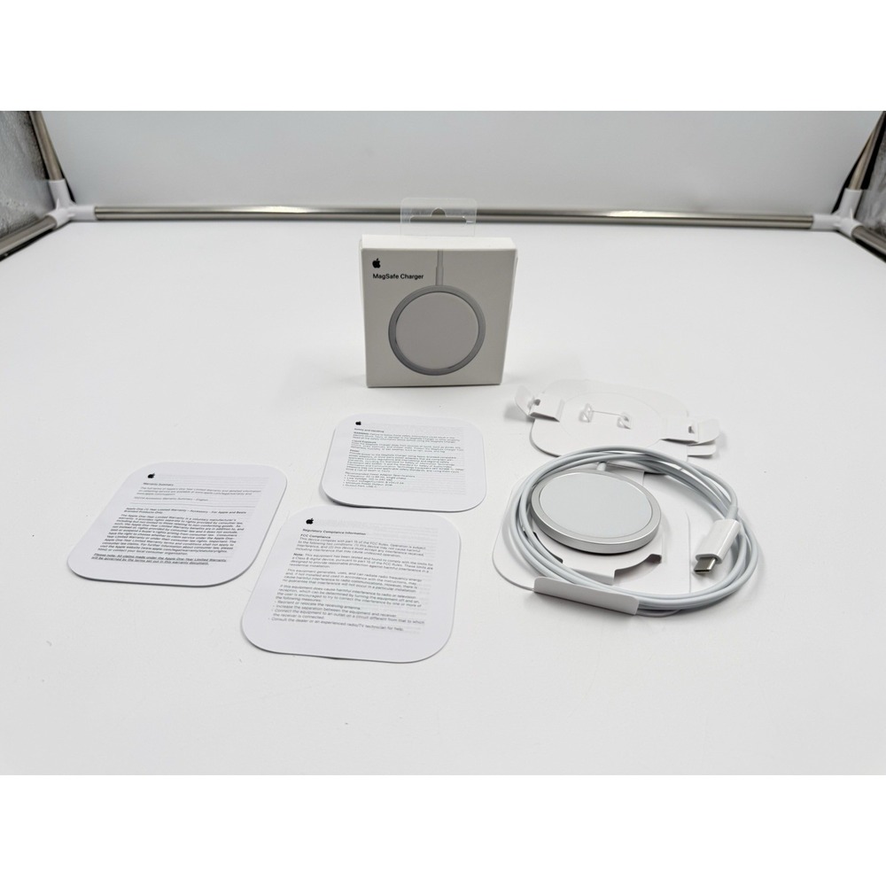 Apple Magsafe Charger Wireless Charger‎ With Fast Charging Capability